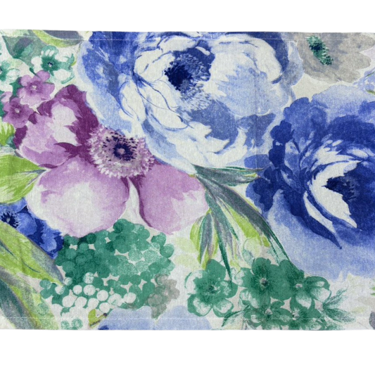 Set of poinsettia base plates